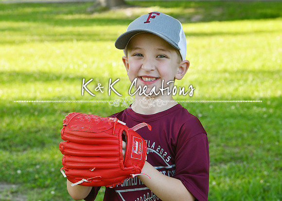 LOGAN ROBERTSON_8208