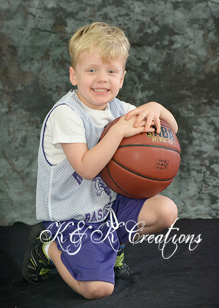 LOGAN CAILLOUET trader cards pose 1_0125