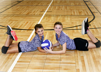 CHELSEA AND CHLOE SWANNER_4133
