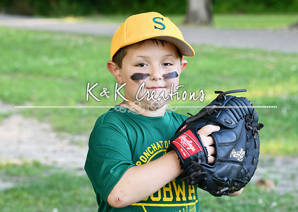 logan dickens_8920