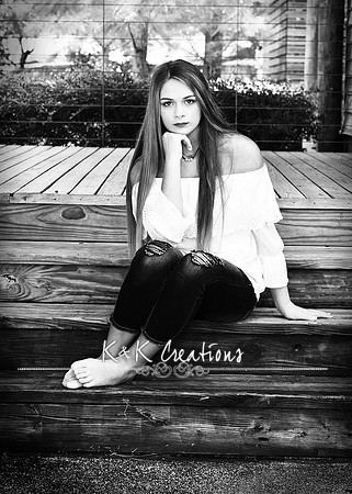 SADIE SMITH_7052