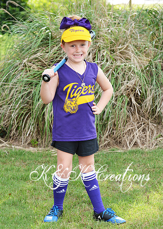 CAROLINE WITTIE TRADER CARD_0163