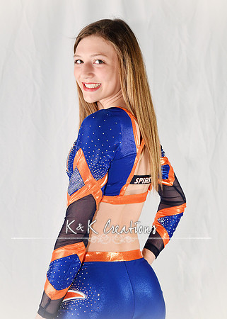 taylor karr_7275