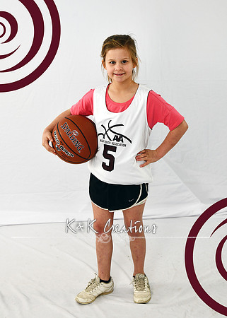 DESLIE HUTCHINSON_2465