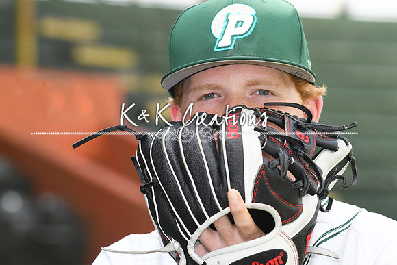 EVAN STICKER_6782