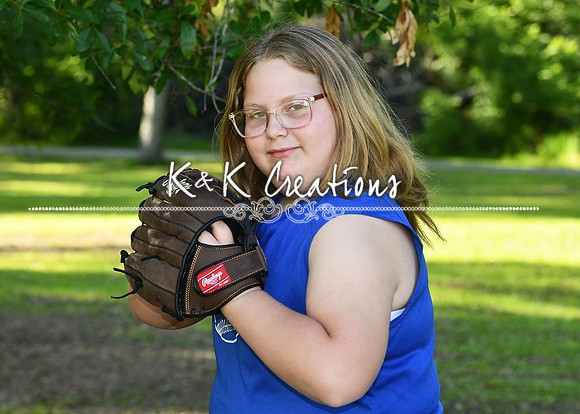 CHLOE HOLCOMB_4567