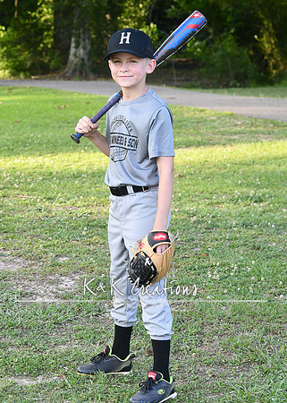 CONNER HOWES_8490