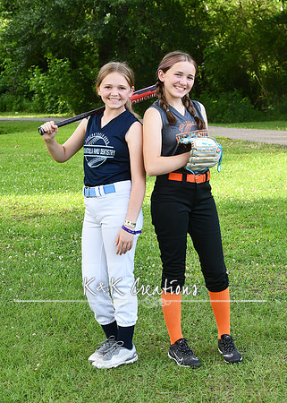 EMMA AND ELLISON BURNES_8650